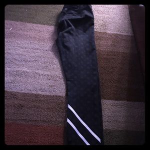 Athleta Small Black Pattered Workout Leggings